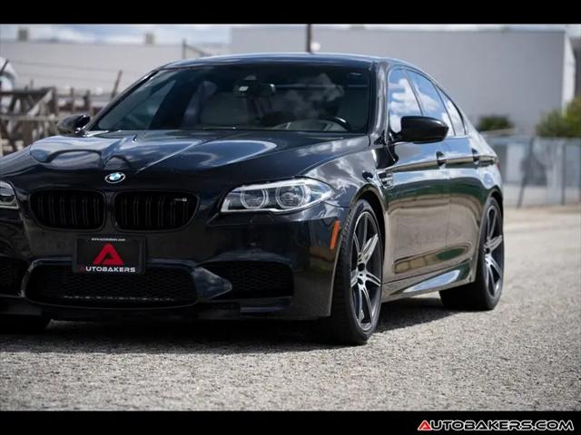 2016 BMW M5 Standard
