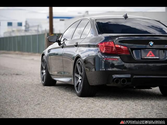 2016 BMW M5 Standard