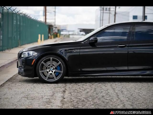 2016 BMW M5 Standard