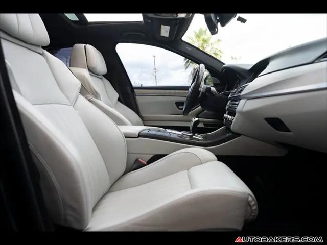 2016 BMW M5 Standard