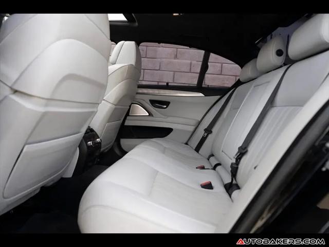 2016 BMW M5 Standard