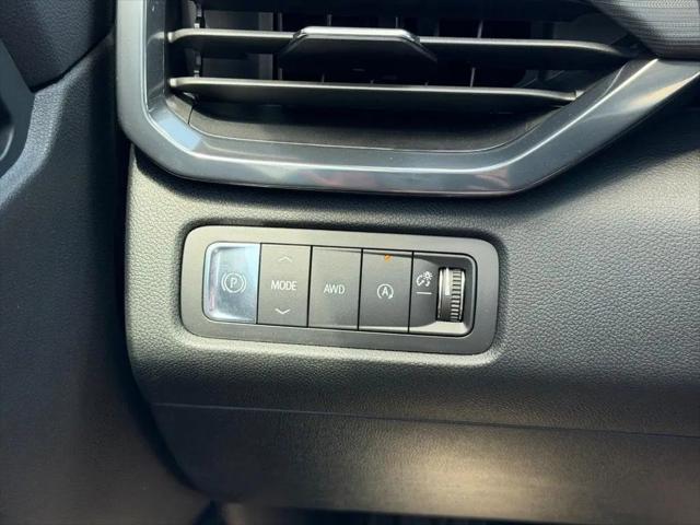 2026 GMC Acadia AT4 AWD