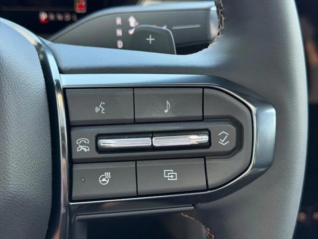 2026 GMC Acadia AT4 AWD