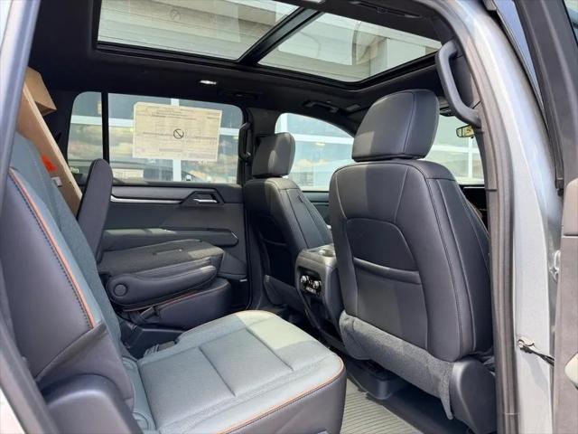 2026 GMC Acadia AT4 AWD