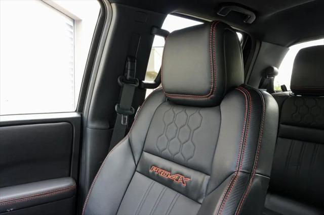 2023 Nissan Frontier Crew Cab PRO-4X 4x4