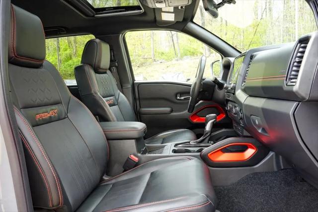2023 Nissan Frontier Crew Cab PRO-4X 4x4