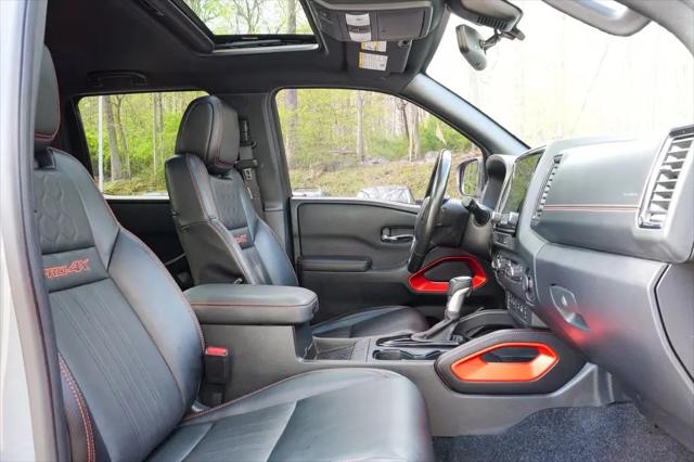 2023 Nissan Frontier Crew Cab PRO-4X 4x4
