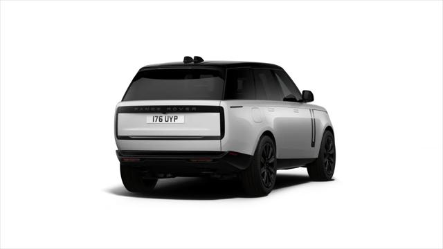 2026 Land Rover Range Rover P550e SE
