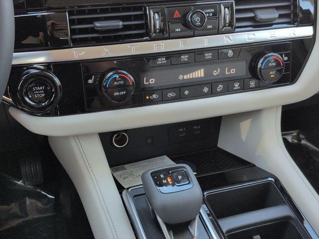 2026 Nissan Pathfinder SL