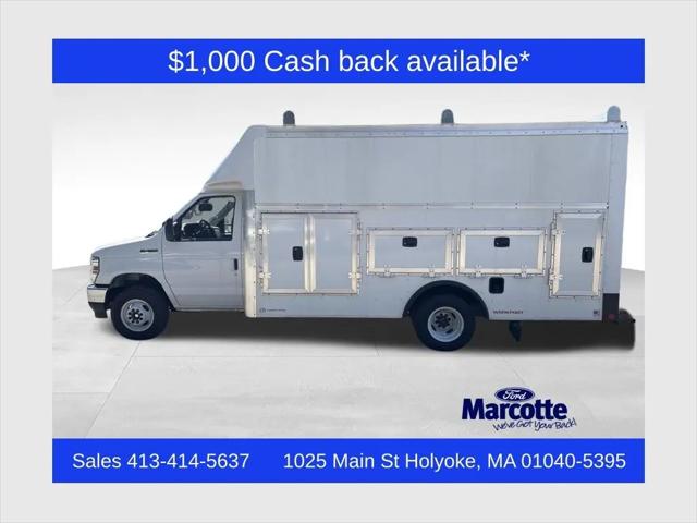 2026 Ford E-450 Cutaway E-Series Cutaway for sale in Holyoke, MA