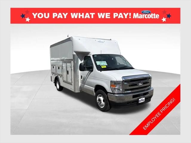 2026 Ford E-350 Cutaway E-Series Cutaway for sale in Holyoke, MA
