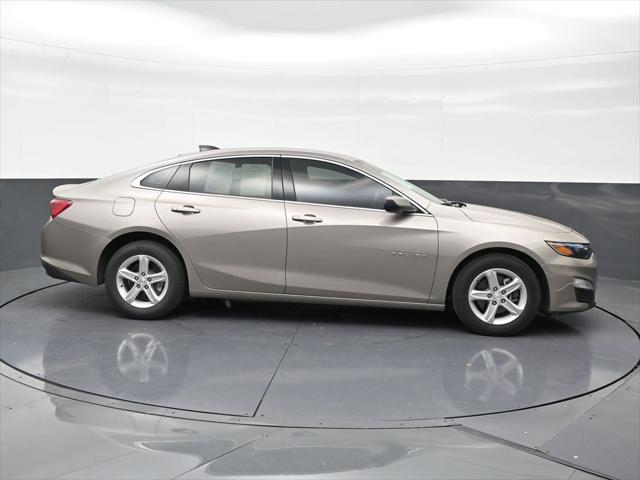 2025 Chevrolet Malibu FWD LS