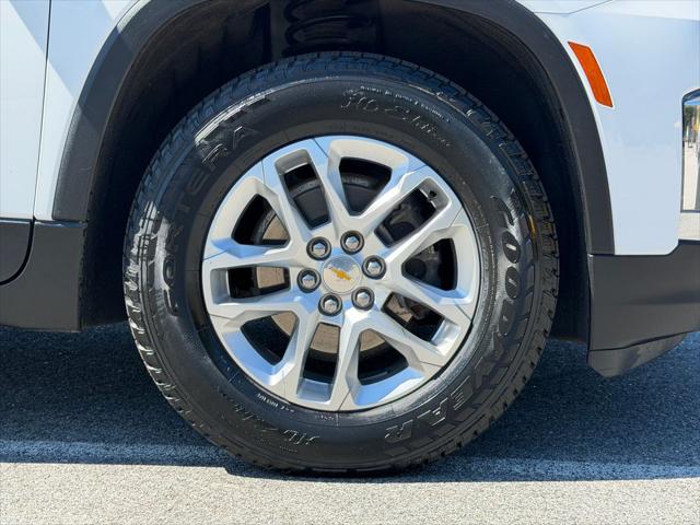 2023 Chevrolet Traverse FWD LS