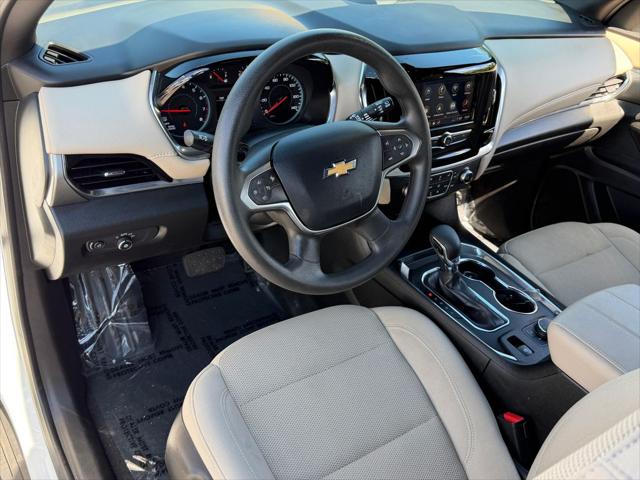 2023 Chevrolet Traverse FWD LS