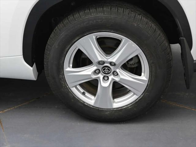 2025 Toyota Highlander LE