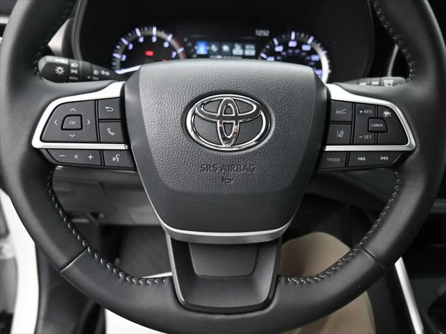 2025 Toyota Highlander LE