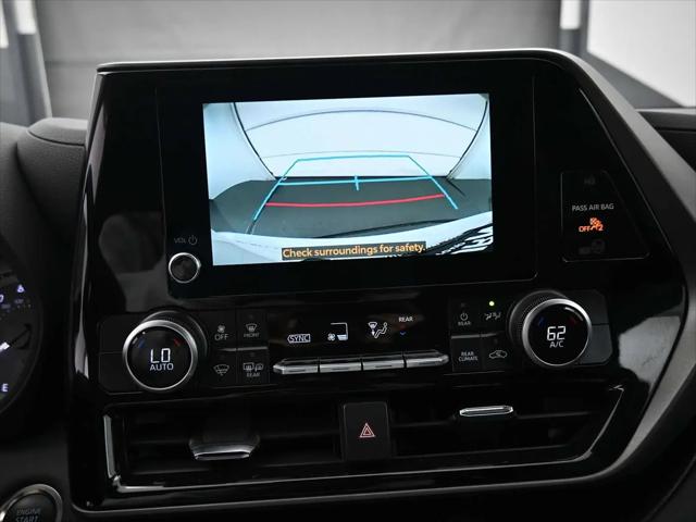 2025 Toyota Highlander LE