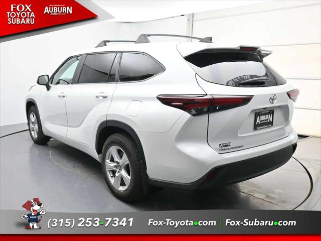 2025 Toyota Highlander LE