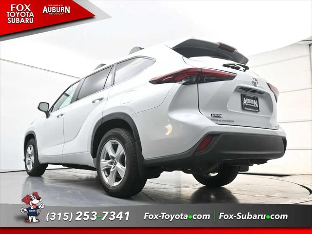 2025 Toyota Highlander LE