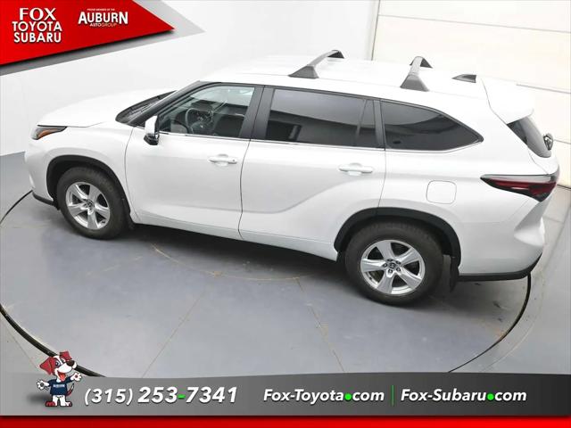 2025 Toyota Highlander LE