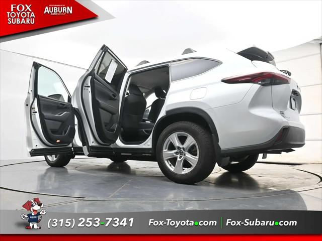 2025 Toyota Highlander LE