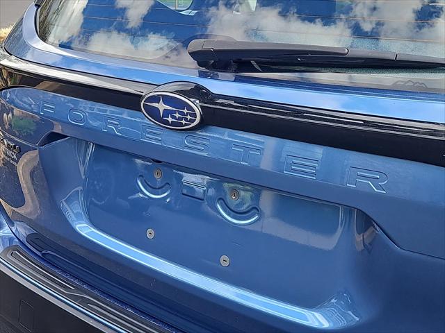 2025 Subaru Forester Base