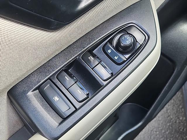 2025 Subaru Forester Base