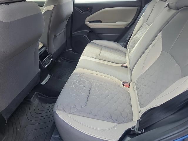 2025 Subaru Forester Base