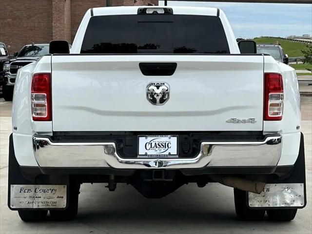 2024 Ram 3500 Tradesman Crew Cab 4x4 8' Box
