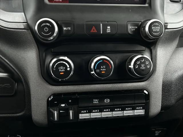2024 Ram 3500 Tradesman Crew Cab 4x4 8' Box