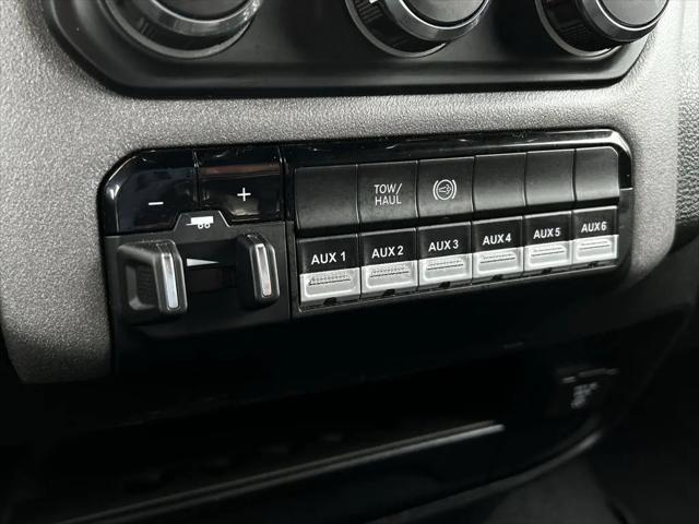 2024 Ram 3500 Tradesman Crew Cab 4x4 8' Box