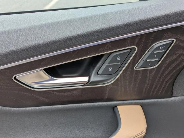 2025 Audi Q7 Prestige 55 TFSI quattro Tiptronic
