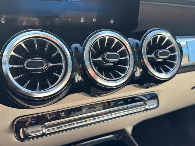 2023 Mercedes-Benz GLB GLB 250
