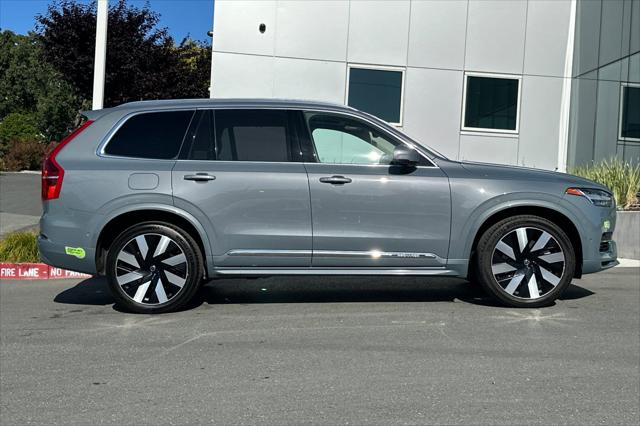 2023 Volvo XC90 Recharge T8 Ultimate Bright Theme 7-Seater