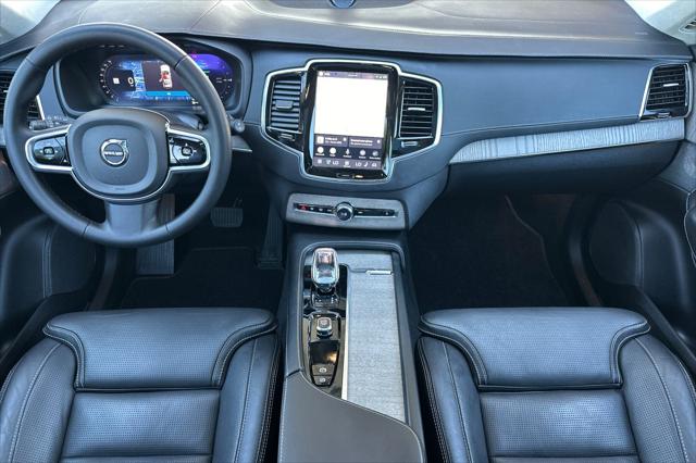 2023 Volvo XC90 Recharge T8 Ultimate Bright Theme 7-Seater