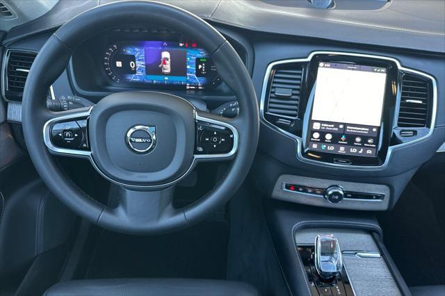 2023 Volvo XC90 Recharge T8 Ultimate Bright Theme 7-Seater