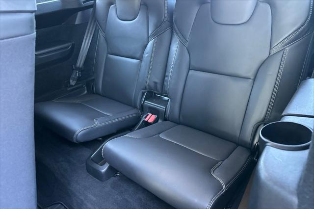 2023 Volvo XC90 Recharge T8 Ultimate Bright Theme 7-Seater