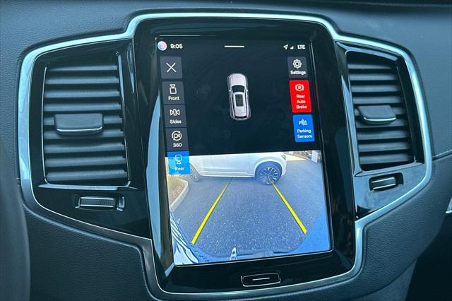 2023 Volvo XC90 Recharge T8 Ultimate Bright Theme 7-Seater