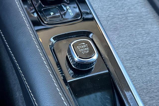 2023 Volvo XC90 Recharge T8 Ultimate Bright Theme 7-Seater