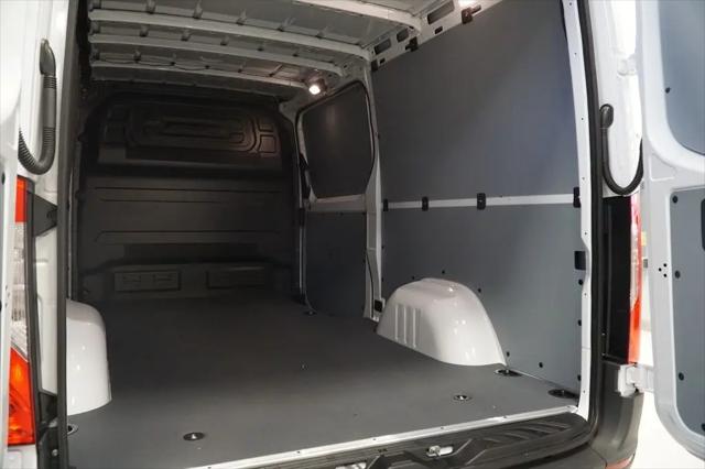 2026 Mercedes-Benz Sprinter 2500 Standard Roof 4-Cyl Diesel