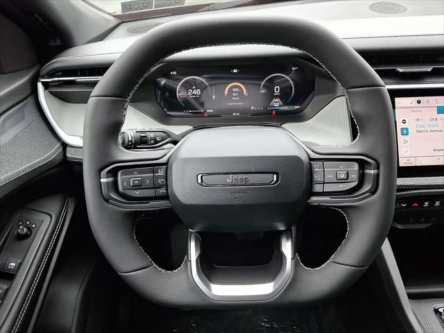 2026 Jeep Cherokee Laredo 4x4