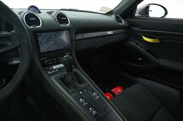 2025 Porsche 718 Cayman GT4 RS