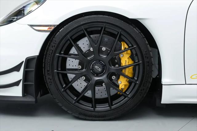2025 Porsche 718 Cayman GT4 RS