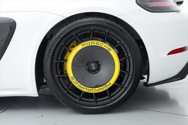 2025 Porsche 718 Cayman GT4 RS