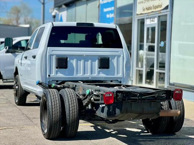 2022 Ram 3500 Tradesman/SLT/Laramie/Limited