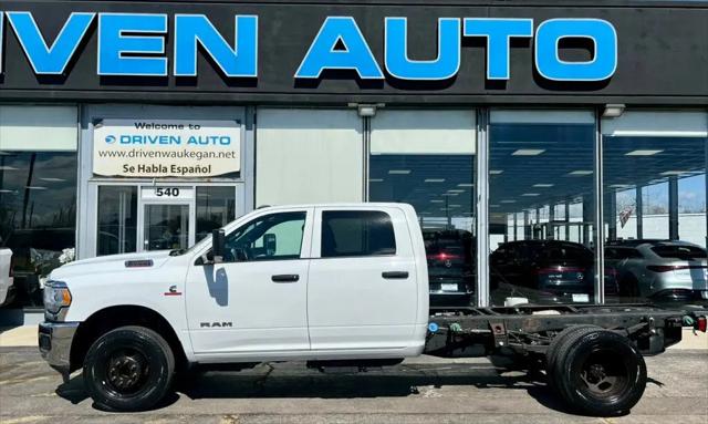 2022 Ram 3500 Tradesman/SLT/Laramie/Limited