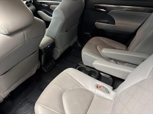 2020 Toyota Highlander Platinum