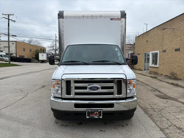 2022 Ford E-350 Cutaway Base