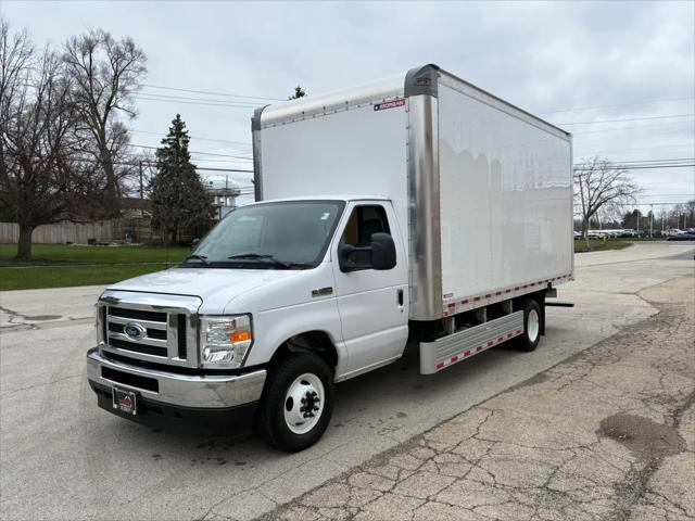2022 Ford E-350 Cutaway Base