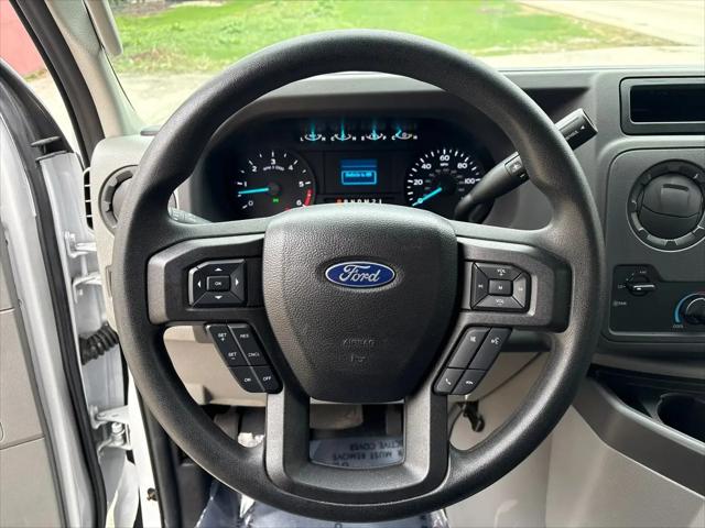 2022 Ford E-350 Cutaway Base